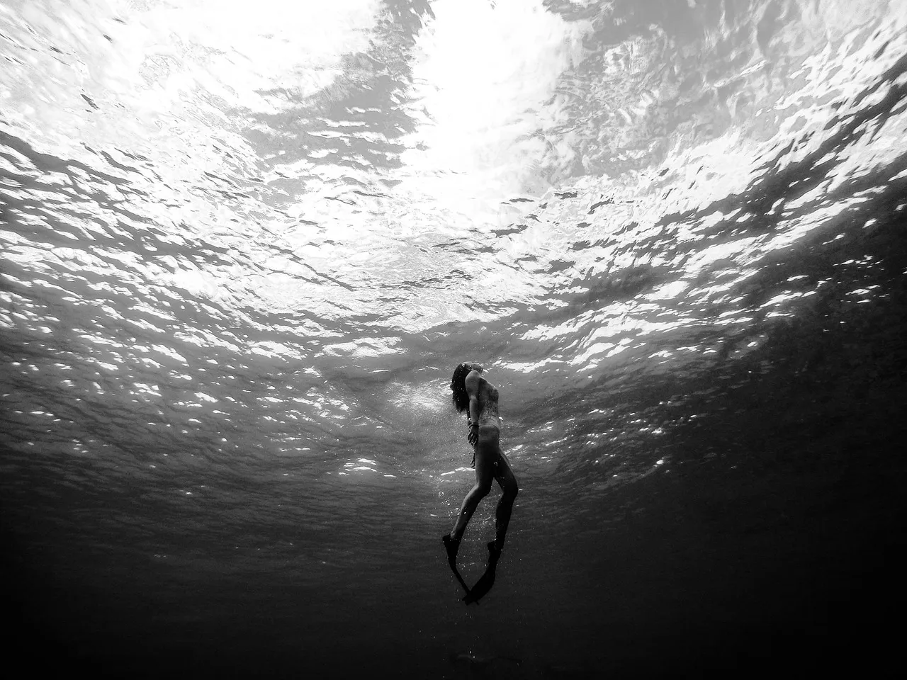 What Instructors Warn Beginners Never to Do: The Hyperventilation Trap (Image Credits: Pixabay)