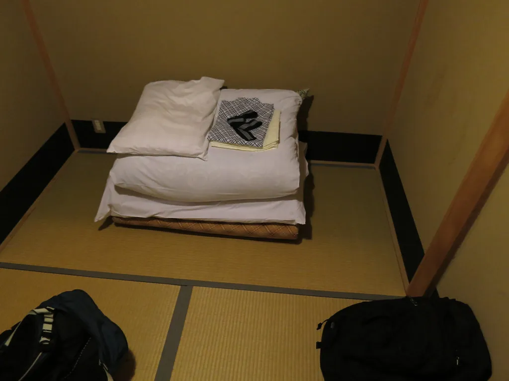 1. Sleeping in a Ryokan (illustir, Flickr, CC BY 2.0)