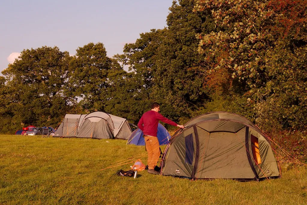 Younger Travelers Are Fueling the Demand (Delaina Haslam, Flickr, CC BY 2.0)