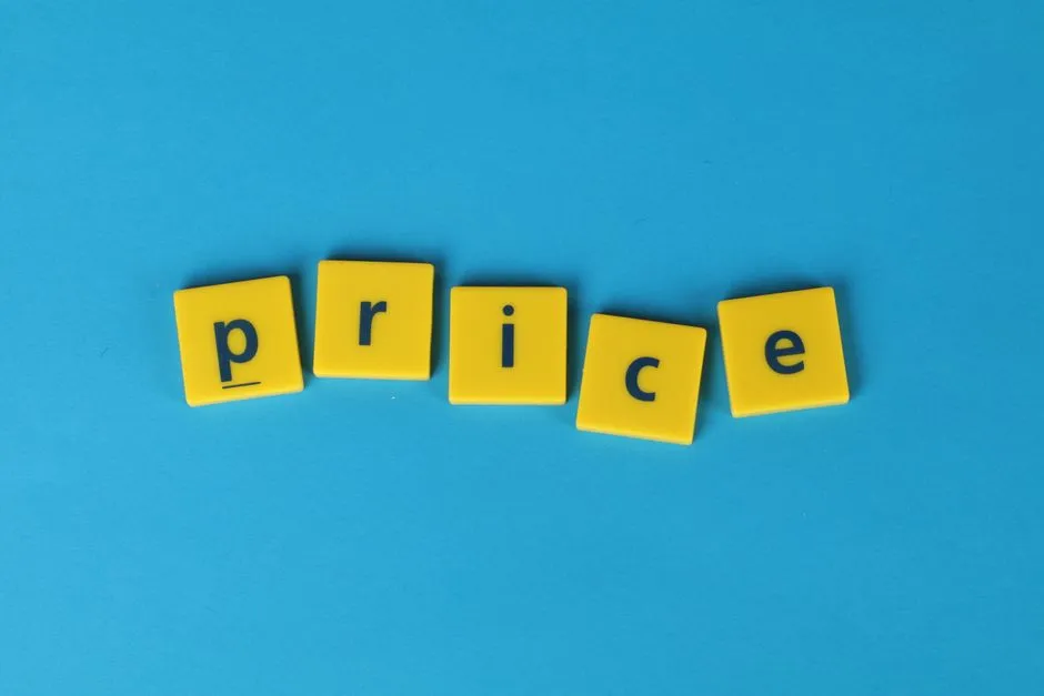 Using Price Tracking Tools to Automate It (Image Credits: Pexels)