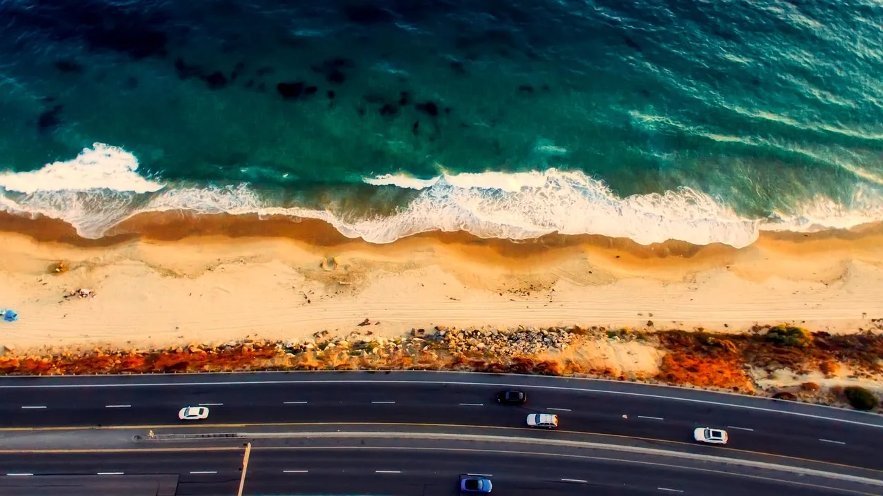 Thousand Steps Beach: The Cove That Earns Its Name (Image Credits: Pixabay)