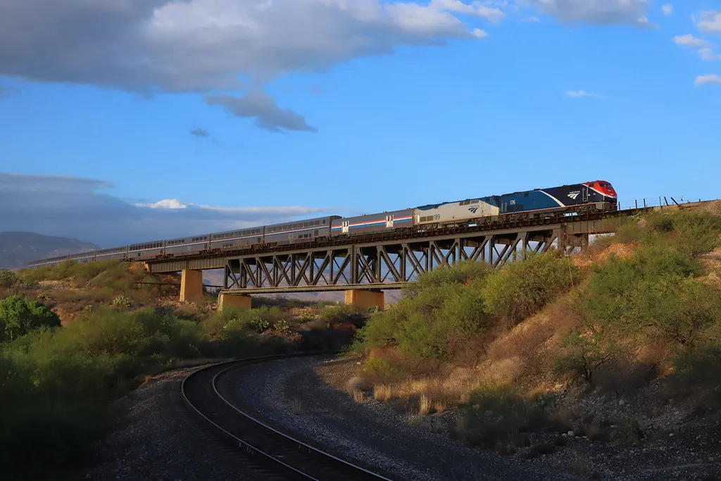 Sunset Limited: New Orleans to Los Angeles (chief_huddleston, Flickr, CC BY 2.0)