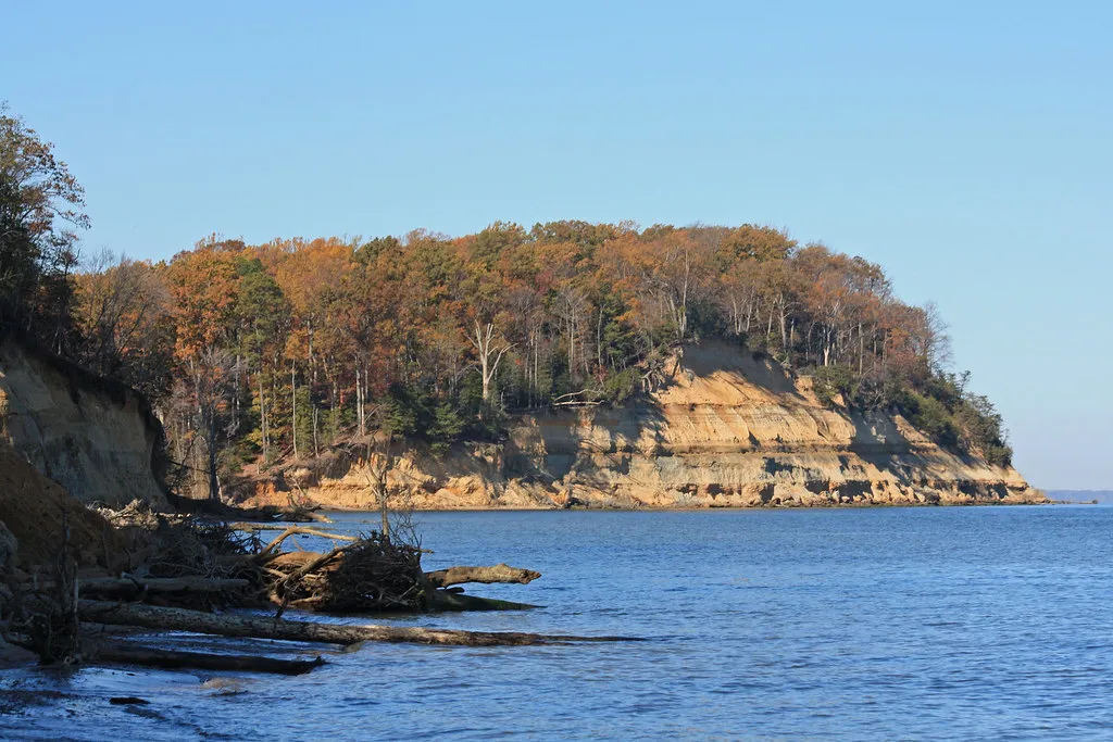 A Shoreline Unlike Any Other on the East Coast (jcantroot, Flickr, CC BY 2.0)