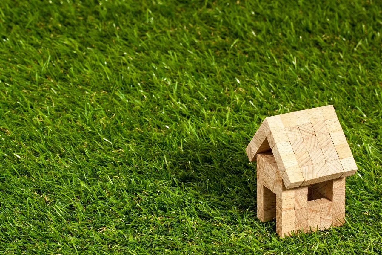 The Six-Month Slump: Why Belonging Takes Longer Than You Think (Image Credits: Pixabay)