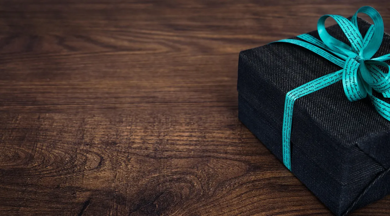 Japan: Where the Act of Giving Matters More Than the Gift Itself (Image Credits: Pixabay)