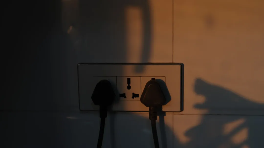Occupying a Seat Just to Hold the Outlet (Image Credits: Unsplash)