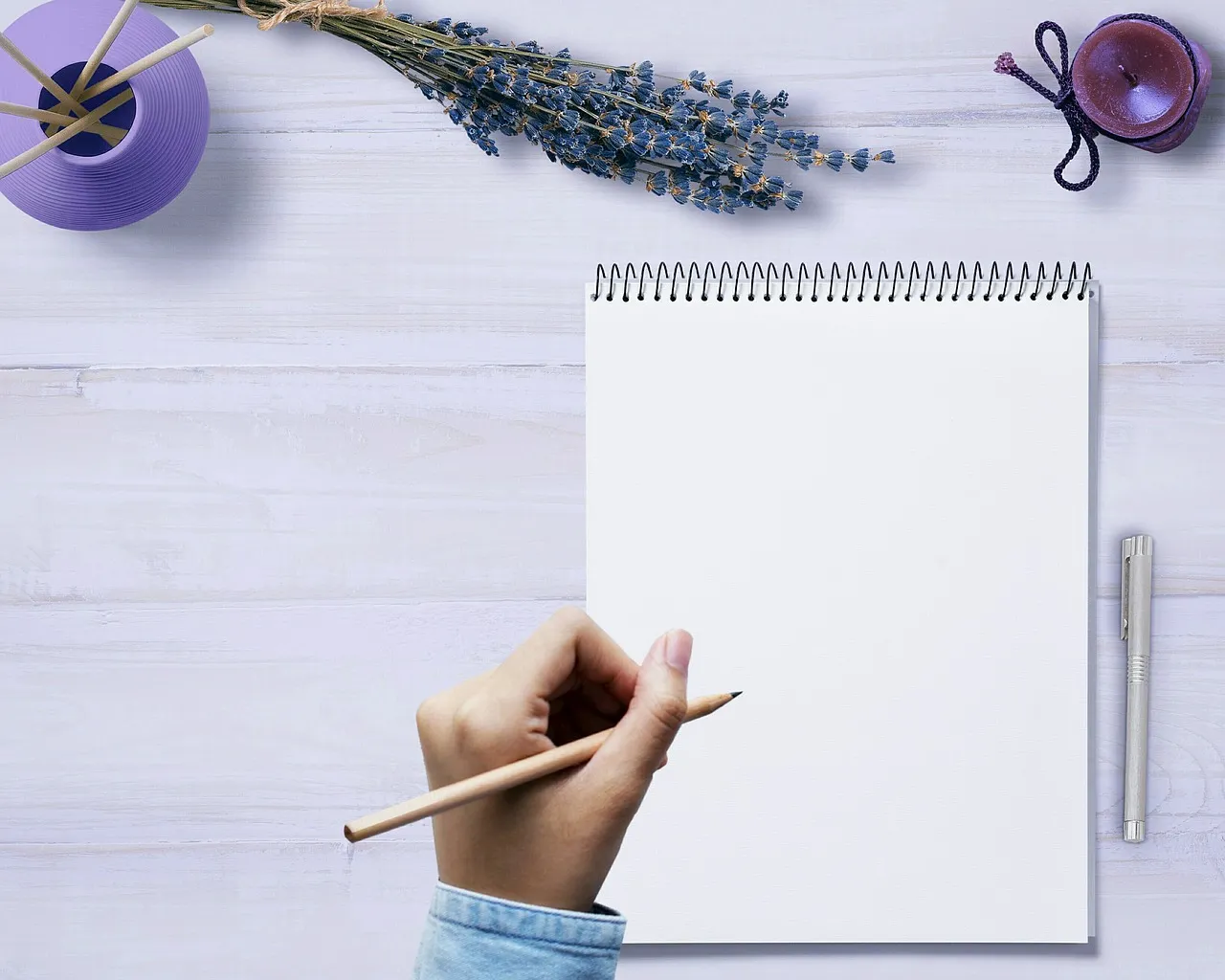 The Pre-Trip Journal: Writing Your Way to Calm (Image Credits: Pixabay)