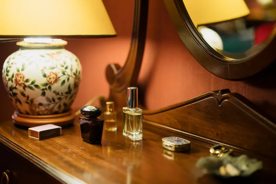 How a Single Scent Gets Built for an Entire Brand (Image Credits: Pexels)