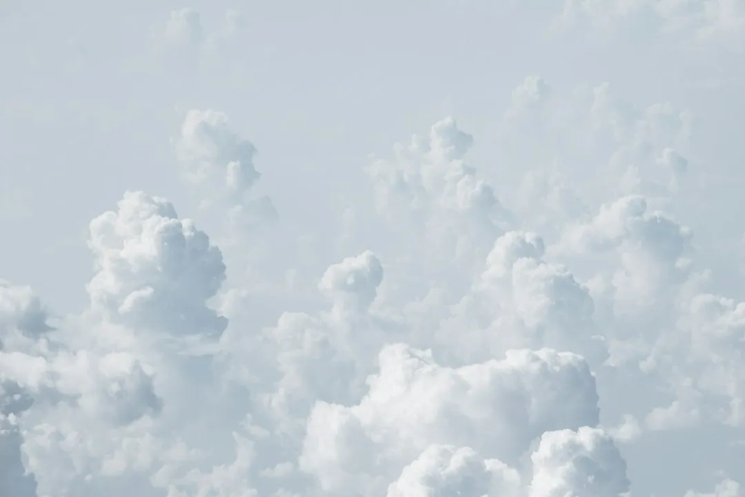 Reading Clouds Before You Even Walk to the Hill (Image Credits: Unsplash)