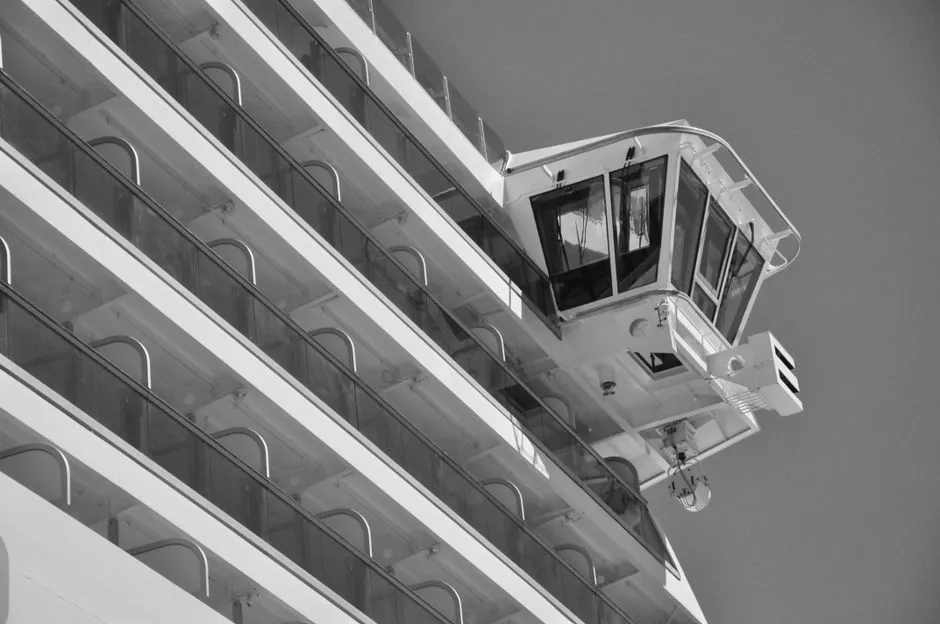 Under the Bed: The Most Overlooked Space on Any Ship (Image Credits: Pexels)