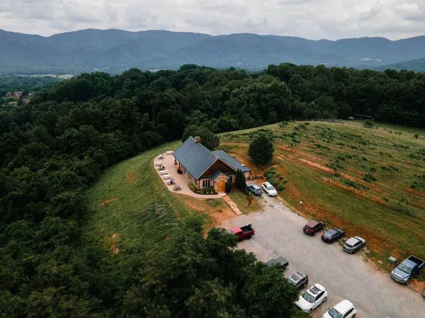 Blue Ridge, Georgia: The Closest Mountain Town (Image Credits: Pexels)