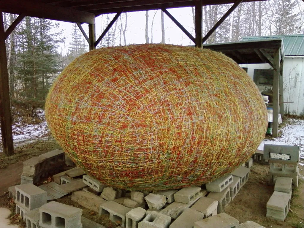 The World's Largest Ball of Twine: Kansas's Most Unlikely Community Project (dj0ser, Flickr, CC BY 2.0)