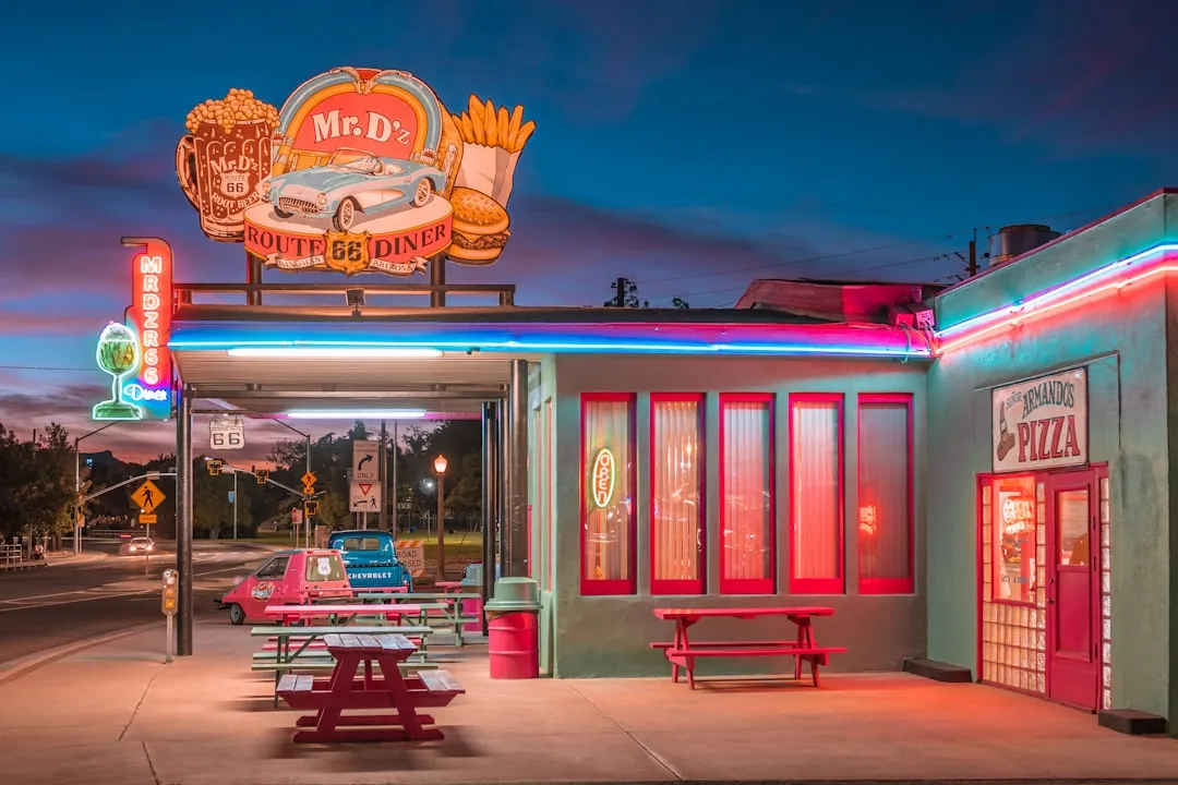 Mr. D'z Route 66 Diner, Kingman, Arizona: The One Oprah Loved (Image Credits: Unsplash)