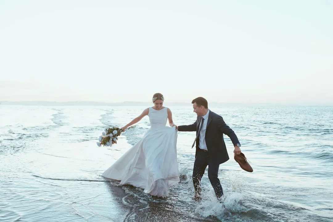 Tide Timing Can Literally Shrink or Erase Your Ceremony Space (Image Credits: Unsplash)
