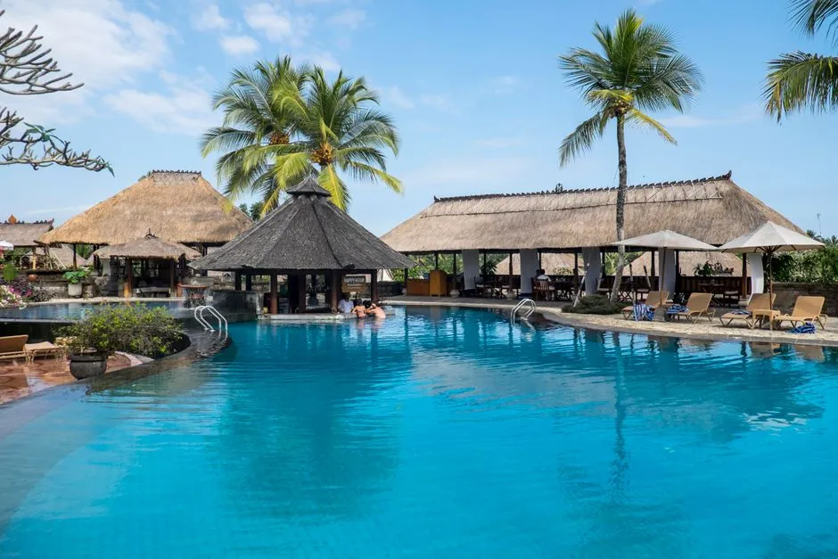 How Fees Vary Across Hotel Chains (Image Credits: Pexels)
