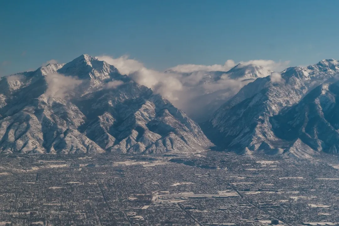 The Four-Season Backdrop That Makes It Stand Out (Image Credits: Unsplash)