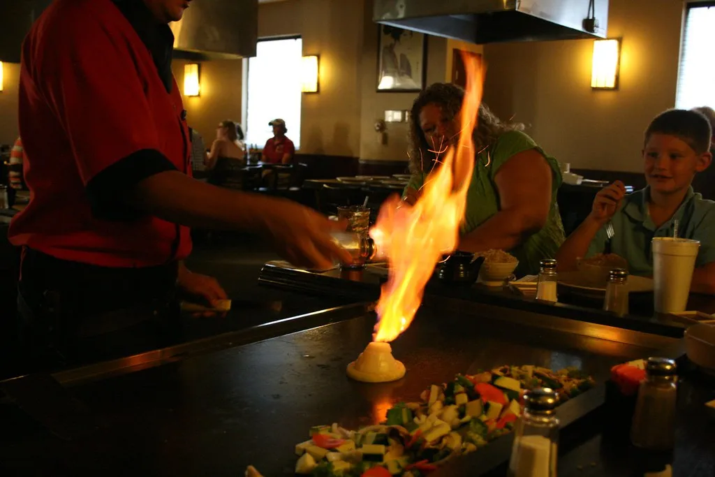 How Chefs Distribute the Show Across All Seats (NathanReed, Flickr, CC BY 2.0)