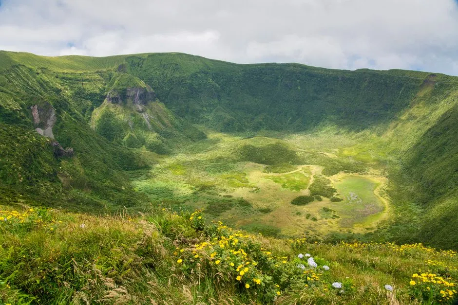 The Caldera: The Island's Ancient, Unmissable Heart (Image Credits: Pexels)