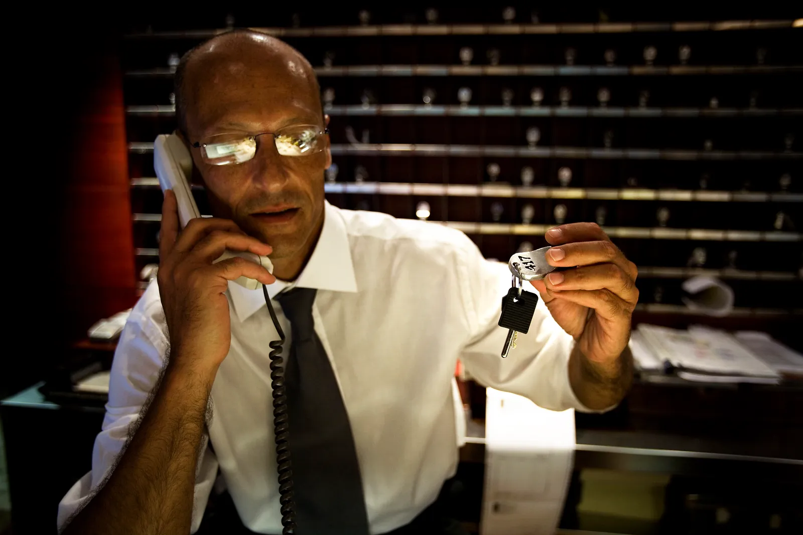 Why Concierges Have the Real Leverage (Self-photographed, CC BY-SA 3.0)