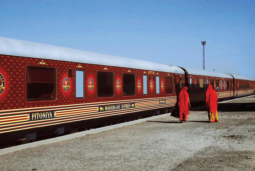 The Maharajas' Express: India's Palace on Rails (Luxury Train Consultancy, Flickr, CC BY-SA 2.0)