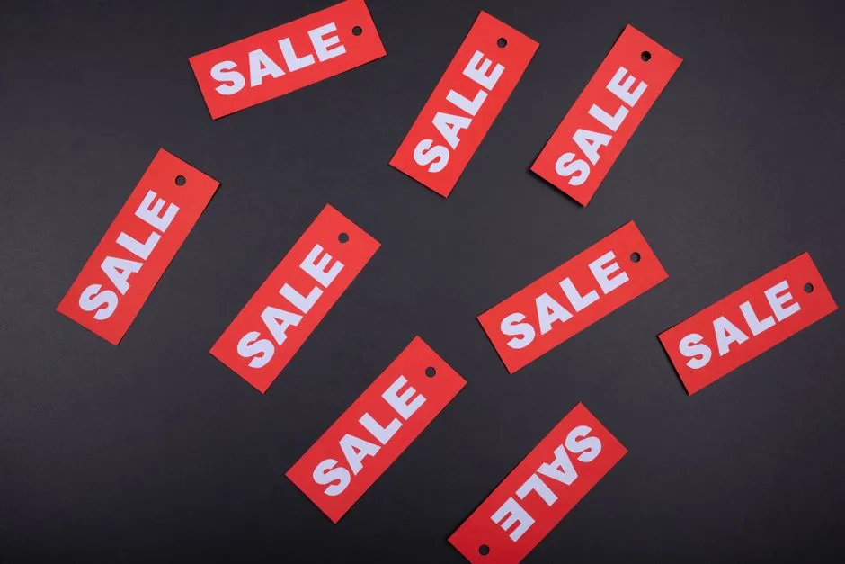 Watch for Flash Sales and Move Fast When They Appear (Image Credits: Pexels)
