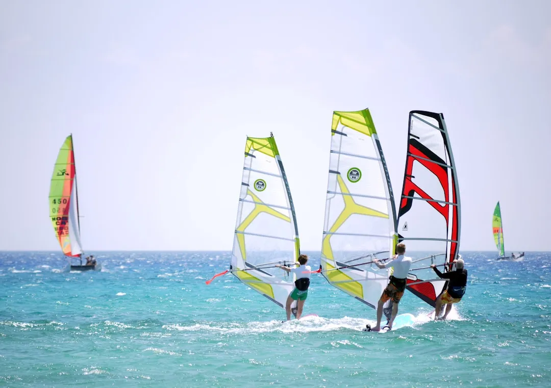 World-Class Wind Sports on the Columbia River (Image Credits: Unsplash)