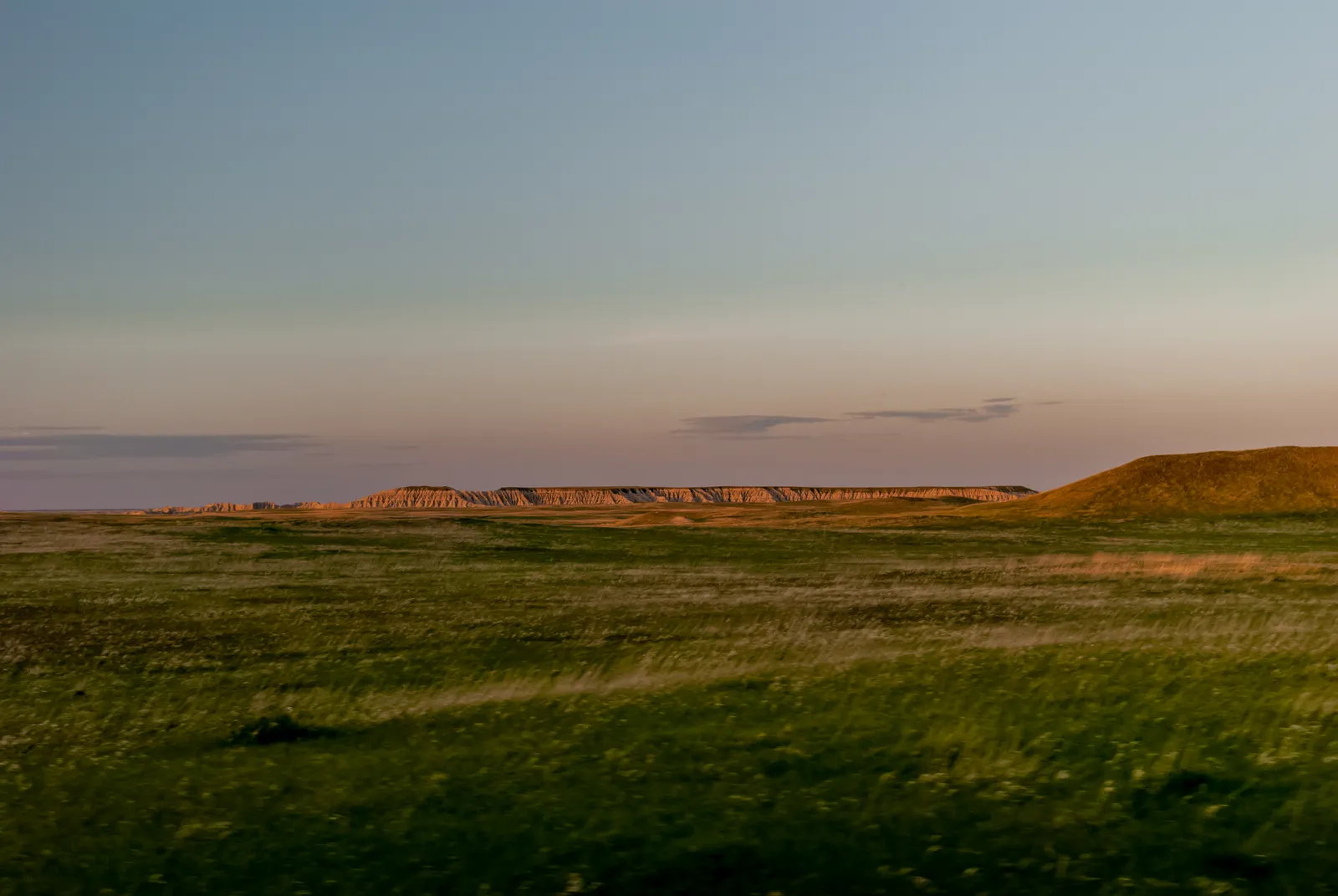 The Quiet Lesson Prairie Wind Teaches (By Shadowmeld Photography, CC BY-SA 4.0)