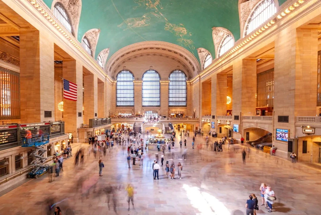 An Hour and Ten Minutes Out of Manhattan (Image Credits: Unsplash)