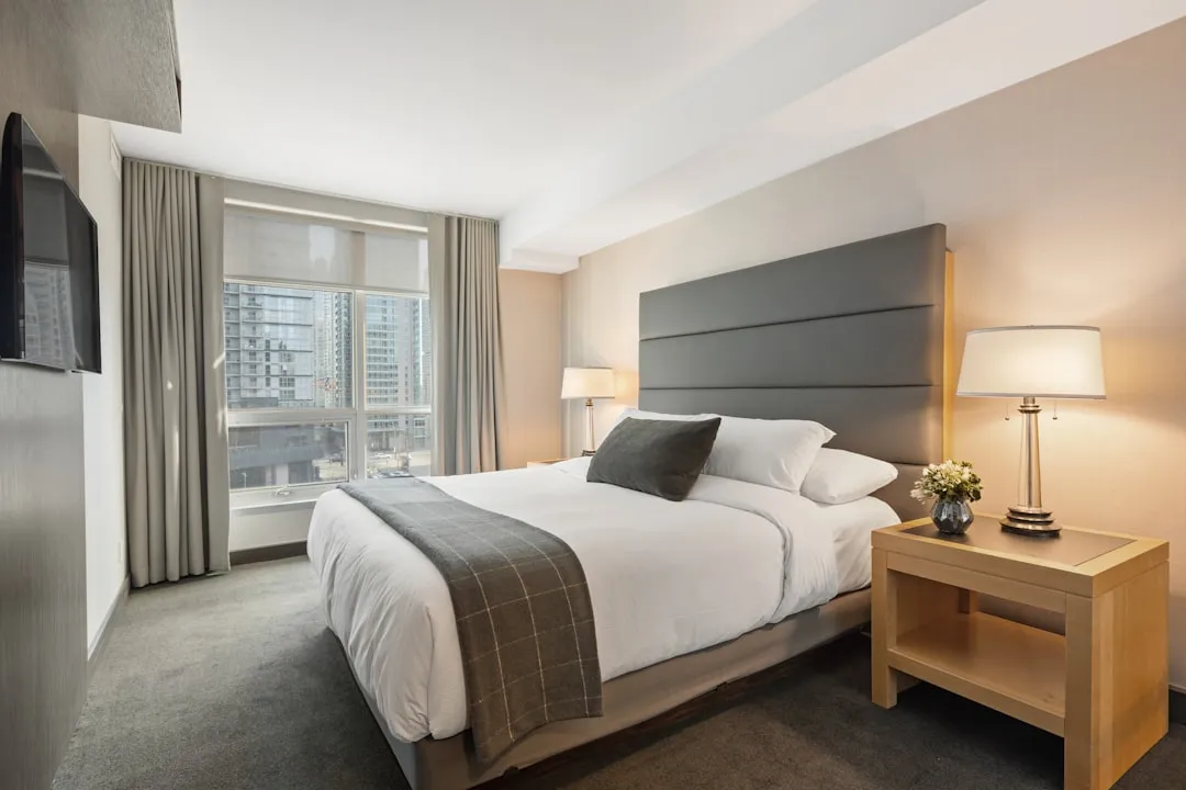 The Hidden Inventory Secret Hotels Don't Advertise (Image Credits: Unsplash)