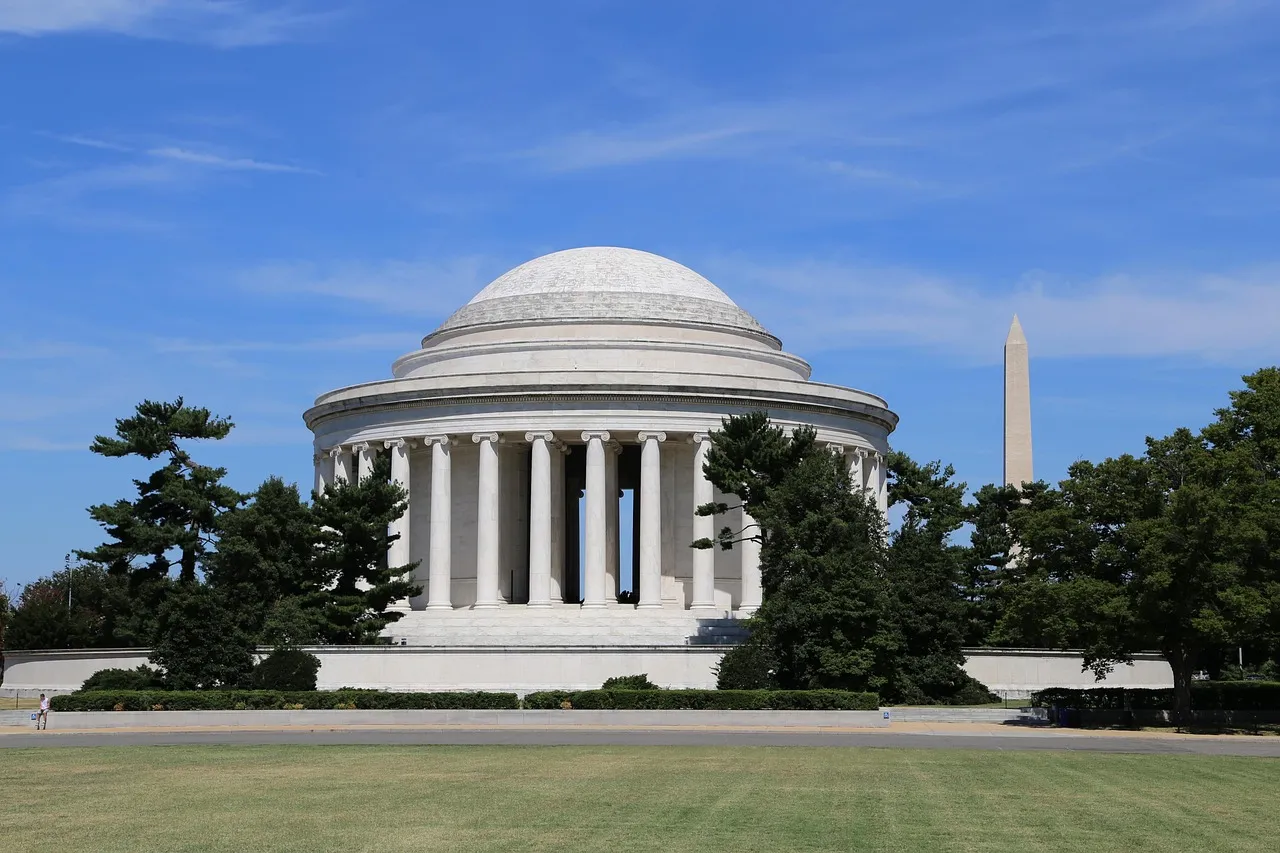 The Rule in Washington D.C.: The Most Serious City of All (Image Credits: Pixabay)