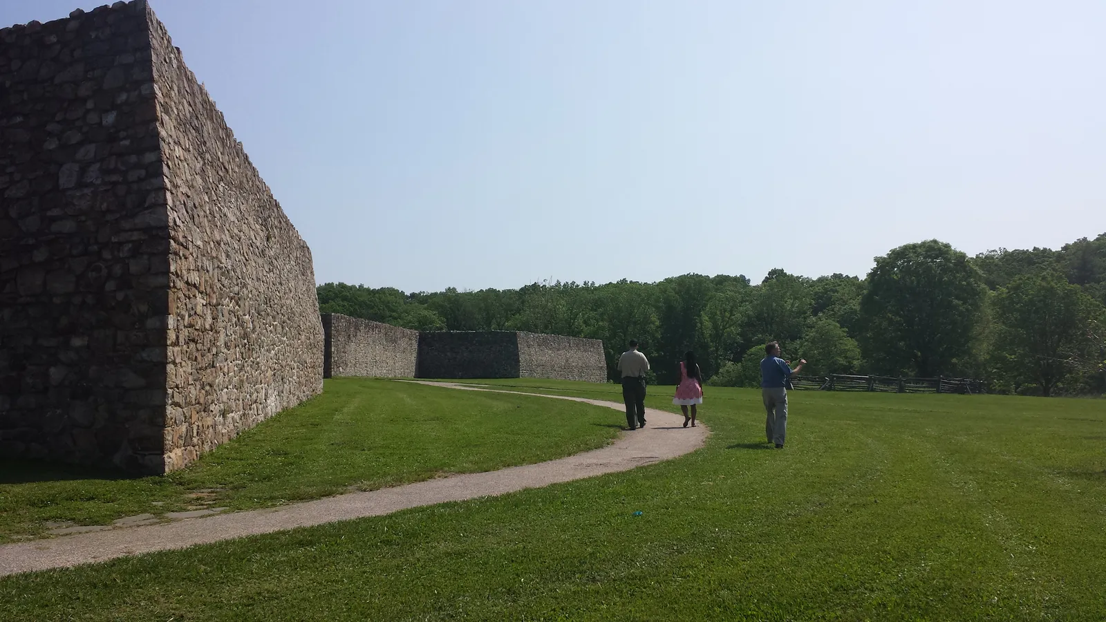 Building the Star Fort (Fort Frederick, walls, CC BY-SA 2.0)