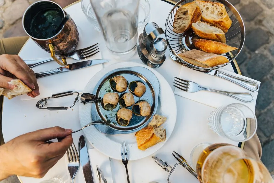 They Approach the Bill the Way Locals Do (Image Credits: Pexels)