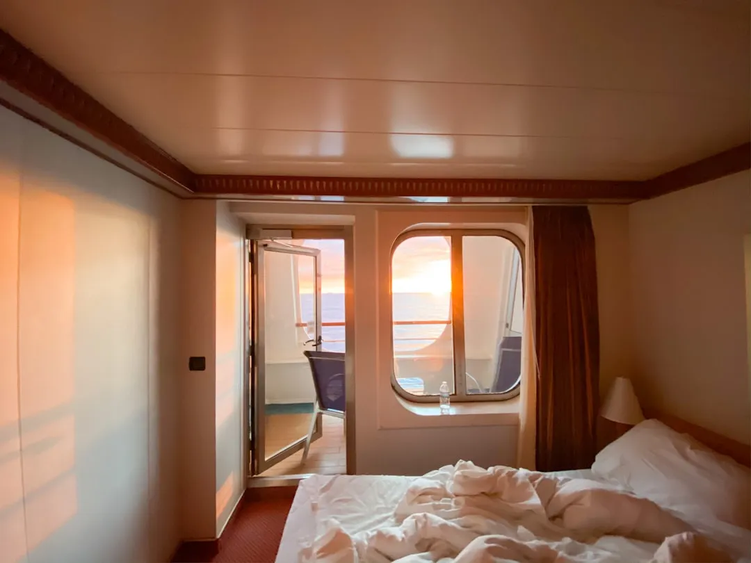 Book a Guarantee Cabin Strategically (Image Credits: Unsplash)