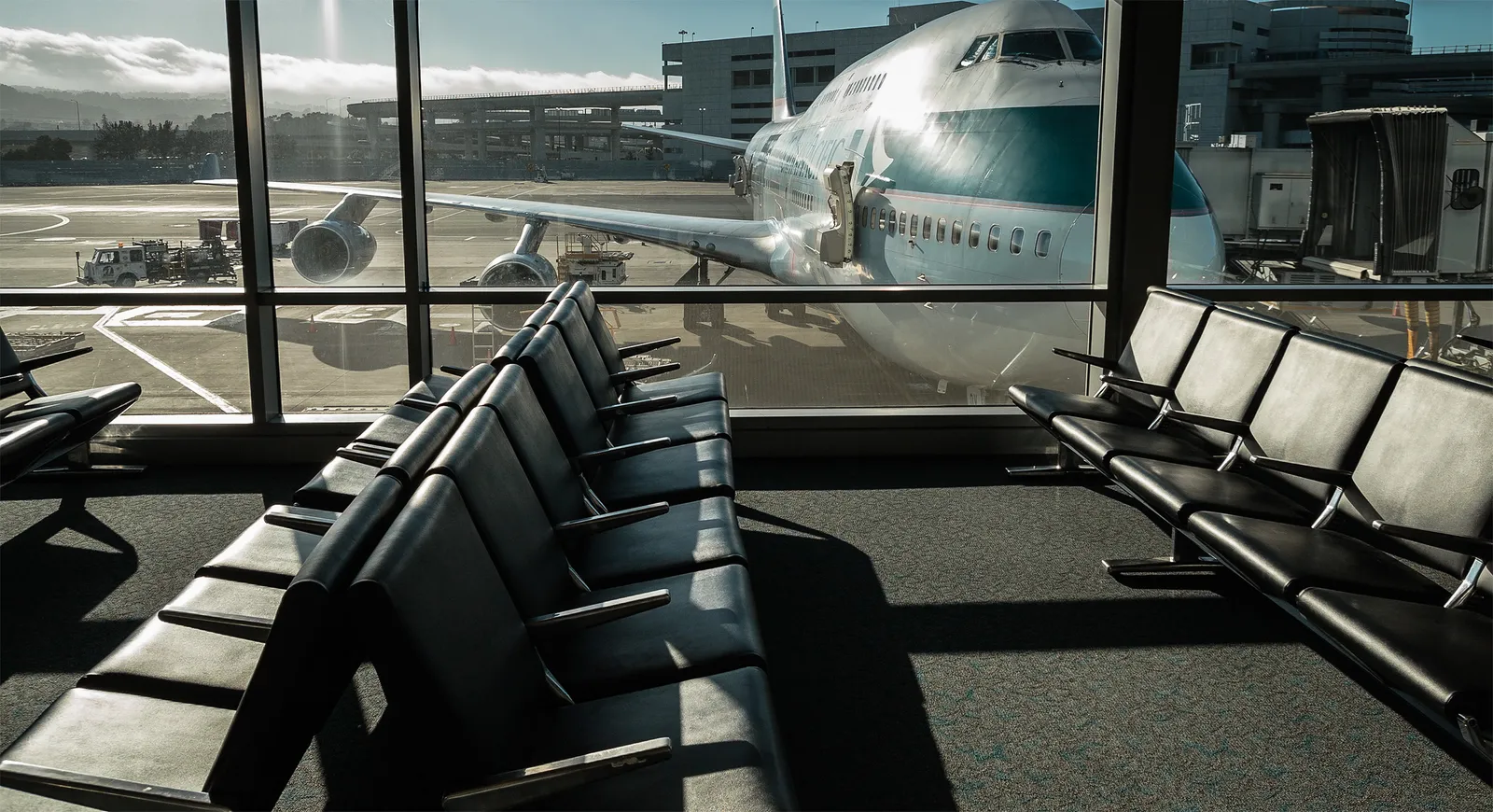 A Closing Note on the "School Night" Mindset (empty seats at SFO

Uploaded by AVIA BavARia, CC BY 2.0)
