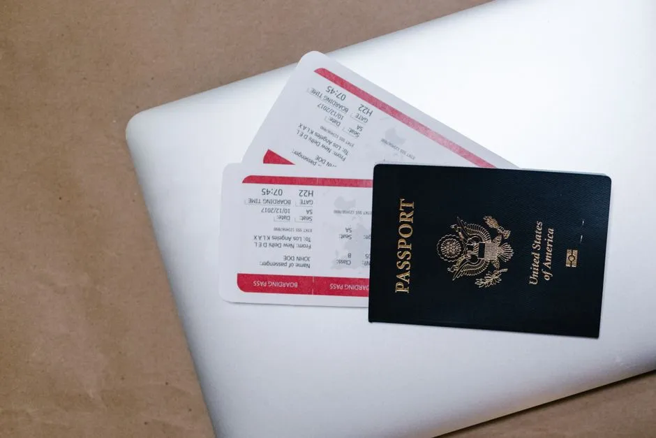 The Advance-Booking Factor: When You Book Matters Even More (Image Credits: Pexels)