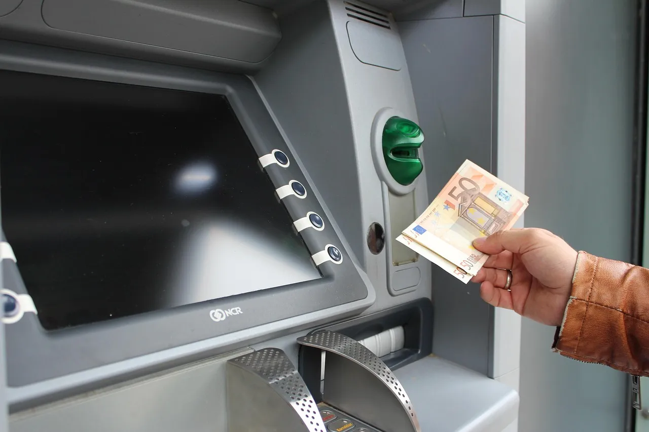 Meet the Machine You Should Walk Past (Image Credits: Pixabay)