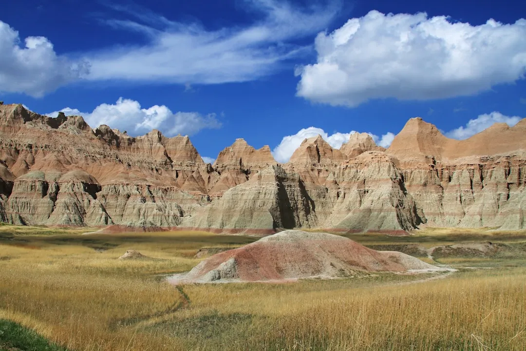 Badlands National Park, South Dakota (Image Credits: Unsplash)