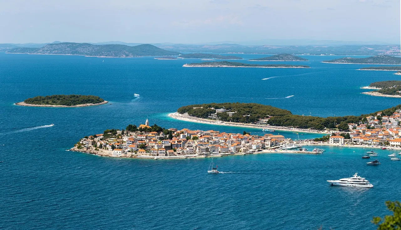 Why Croatia's Adriatic Region Is the Most-Booked in All of Europe (Image Credits: Pixabay)