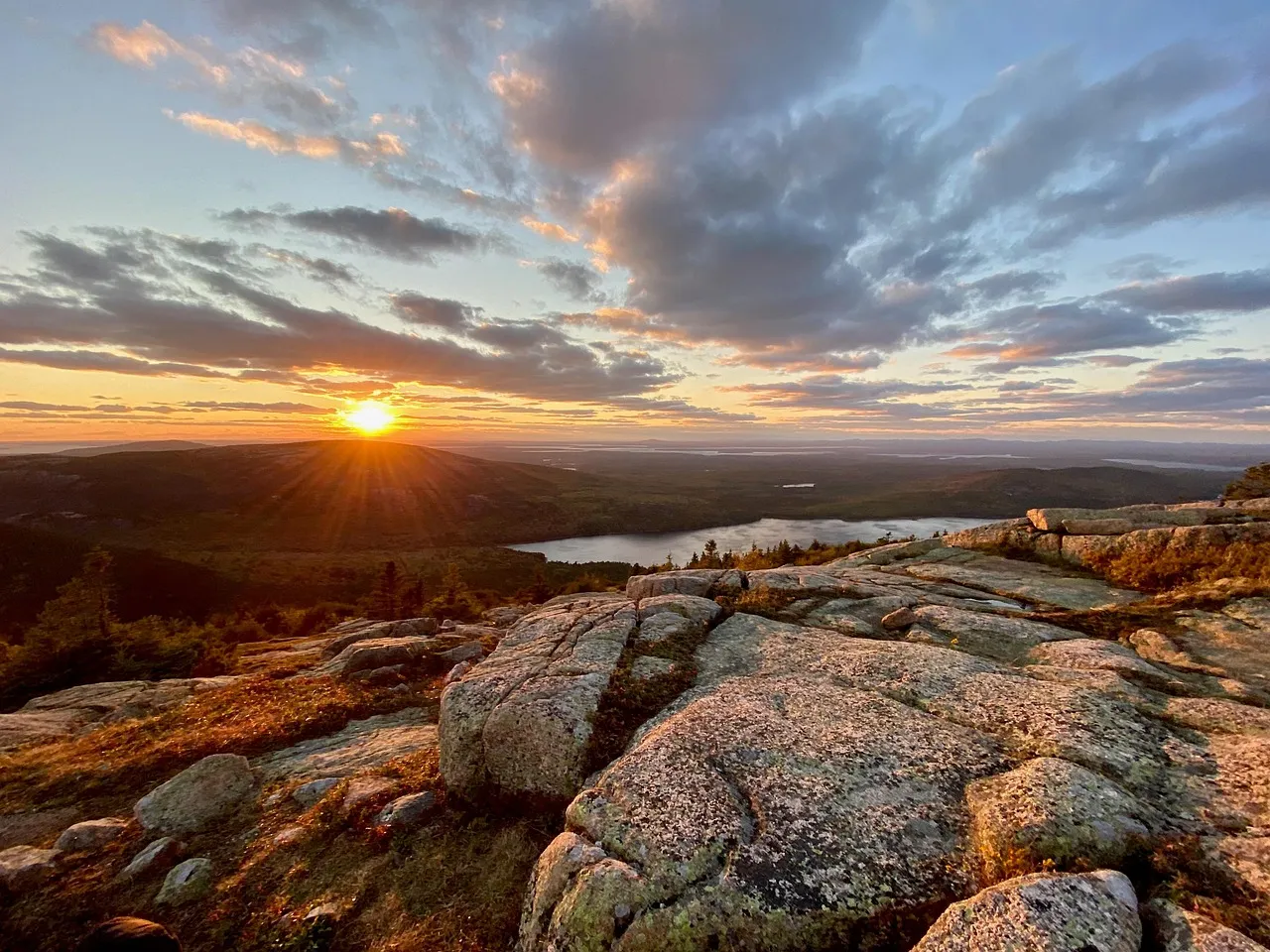 Cancer (June 21 – July 22): Acadia National Park, Maine (Image Credits: Pixabay)