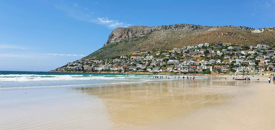 Fish Hoek: A Family-Friendly Bay in the Mountain Gap (Image Credits: Unsplash)