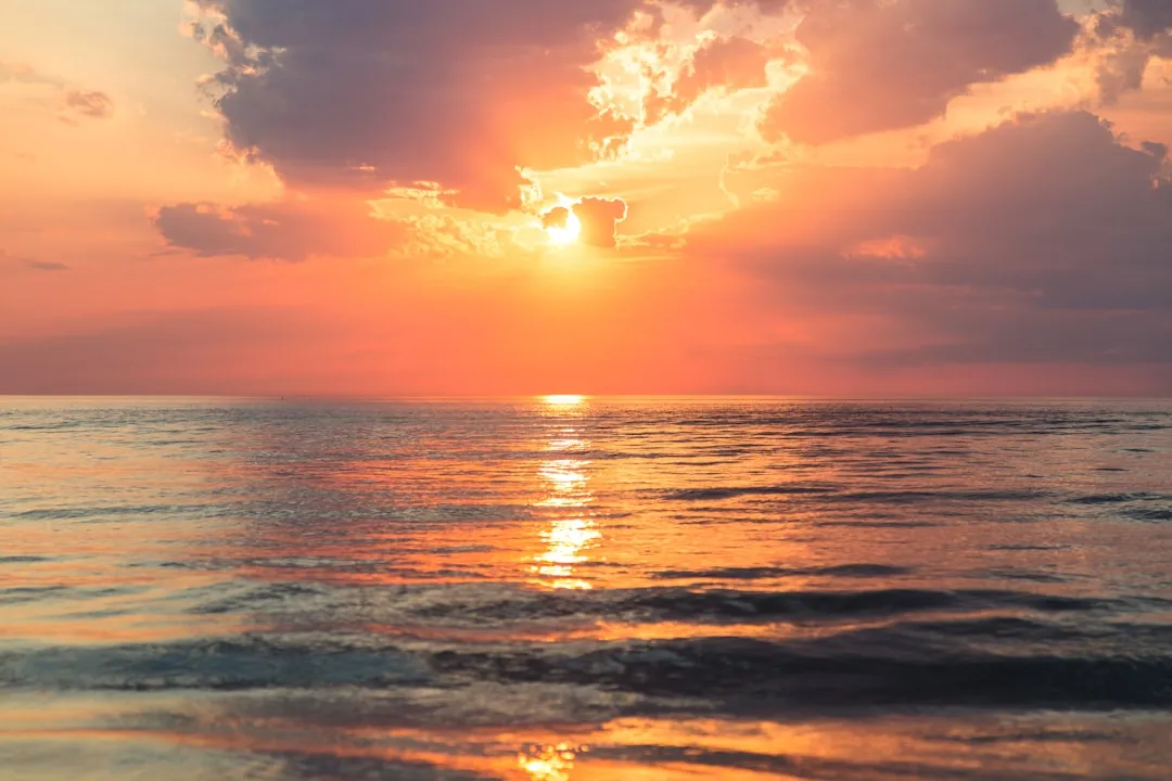 Sunrise, Sunset, and the Quieter Hours (Image Credits: Unsplash)