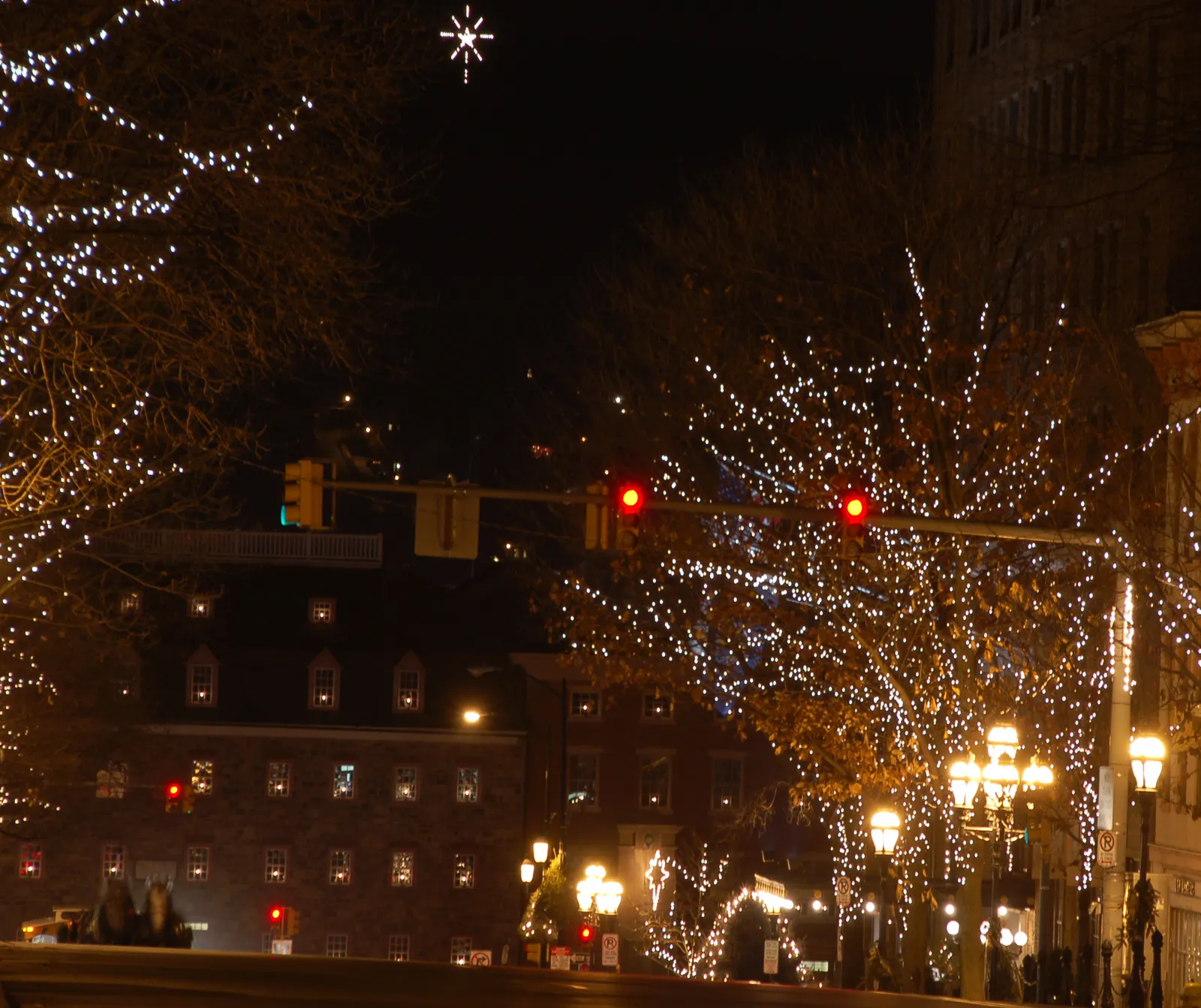 4. Bethlehem, Pennsylvania - Christmas City USA (Self-photographed, GFDL 1.2)