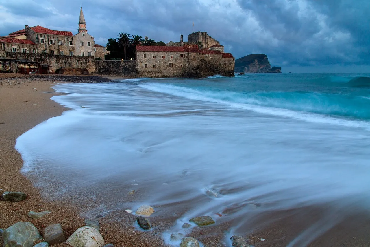 Why Travelers Are Choosing Budva Now (Image Credits: Pixabay)