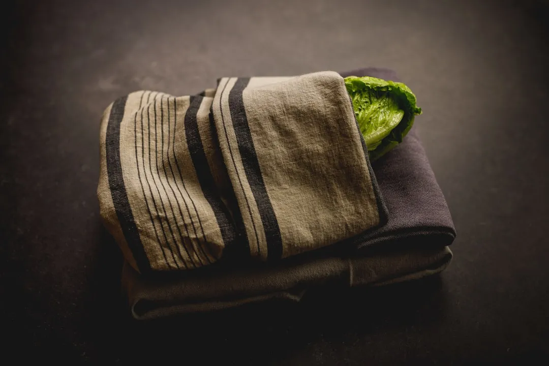 Bundle Wrapping: The Wrinkle-Free Alternative (Image Credits: Unsplash)