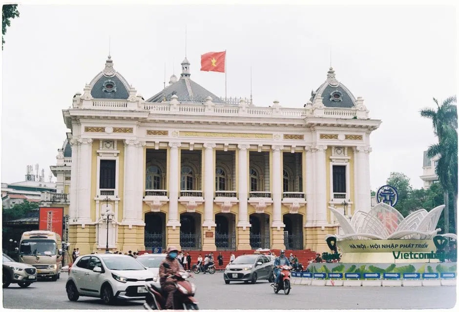 Hanoi Opera House, Vietnam: Colonial Elegance in Southeast Asia (Image Credits: Pexels)