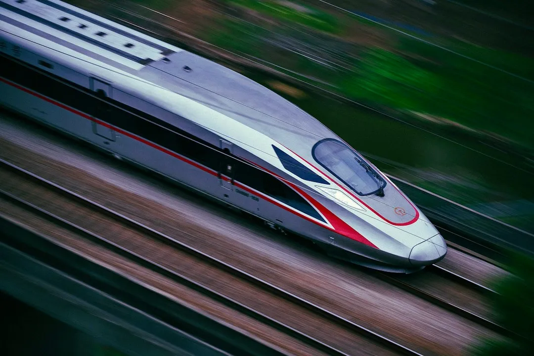What Speed Does to Interior Noise Levels (Image Credits: Unsplash)