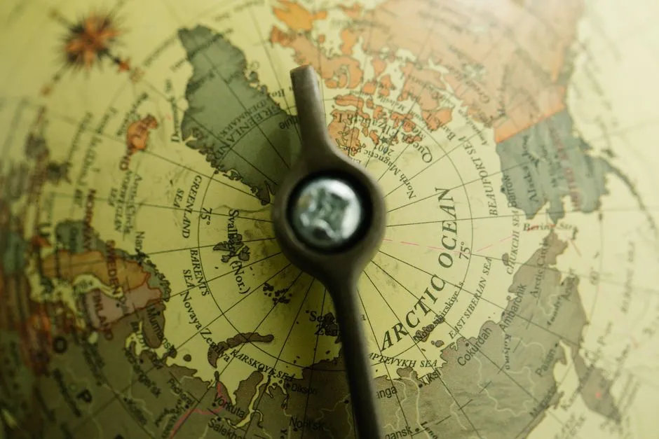 Why the Curve Looks More Extreme Near the Poles (Image Credits: Pexels)