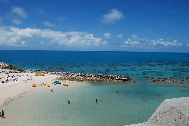 Unguarded Beaches: The Hidden Danger Zones (Mary Fairchild/Mfairlady, Flickr, CC BY-SA 2.0)