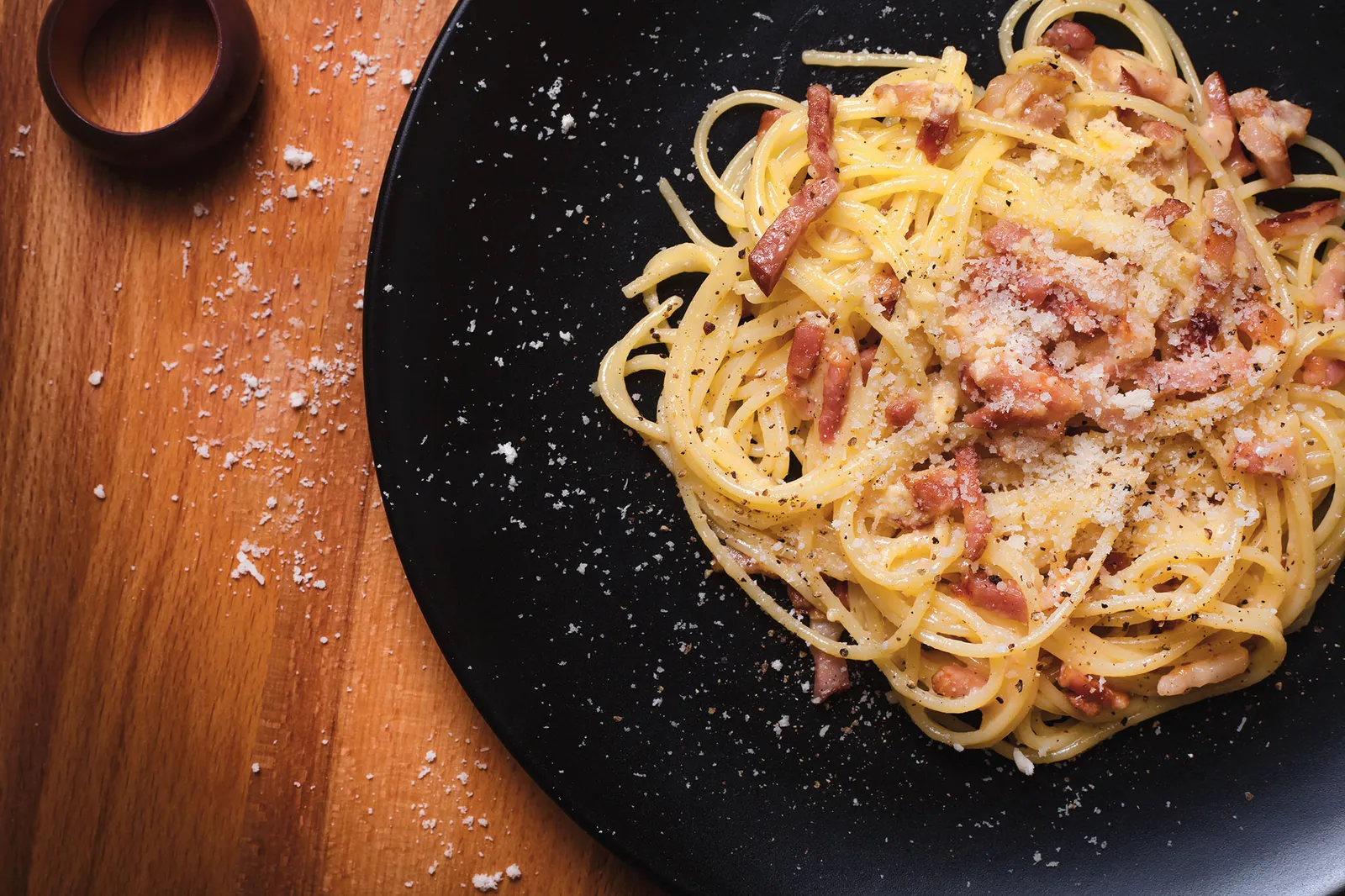 The Dublin Gastronomy Symposium Weighs In (Espaguetis carbonara tradicionales, CC BY-SA 4.0)