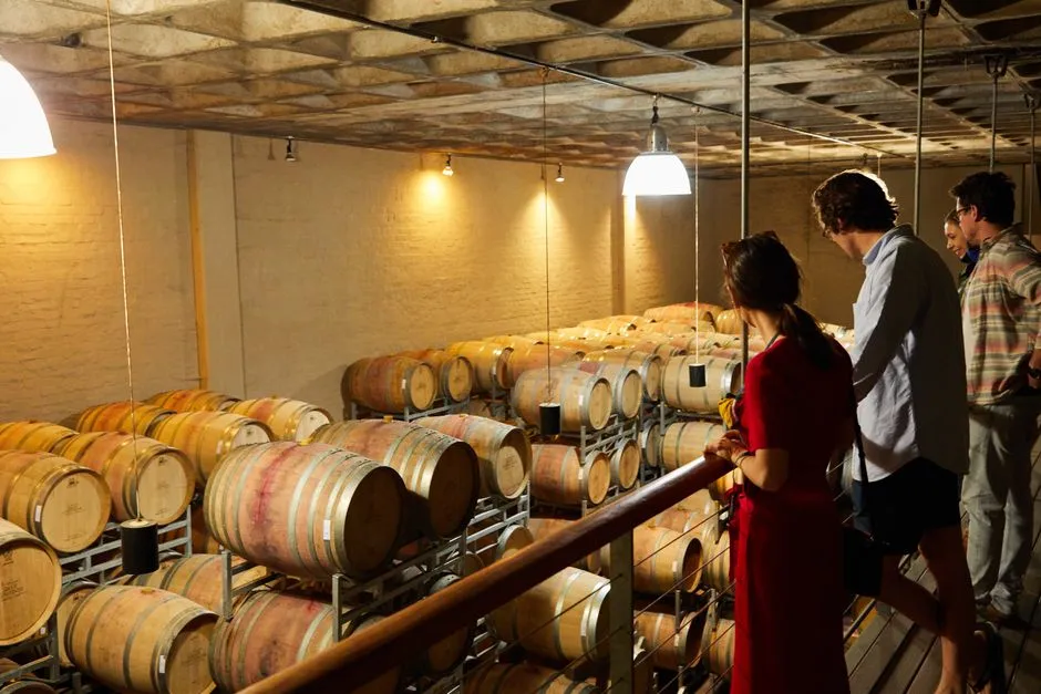 The Quiet Ritual of Tasting from the Barrel (Image Credits: Pexels)